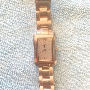 KENNTH COLE FEMALE WATCH​​​